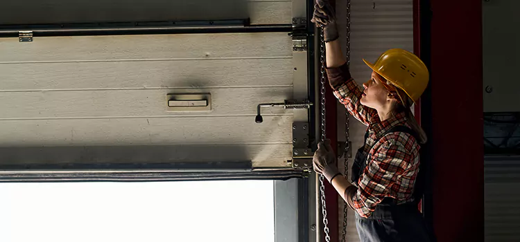 Addressing Common Garage Door Stoppage Issues in Mankato, MN