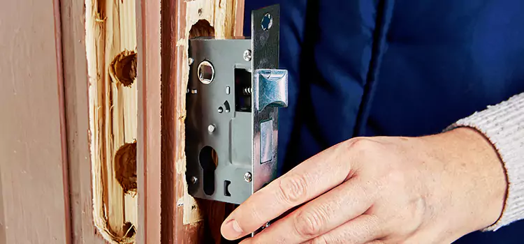 Garage Door Lock Replacement Mankato
